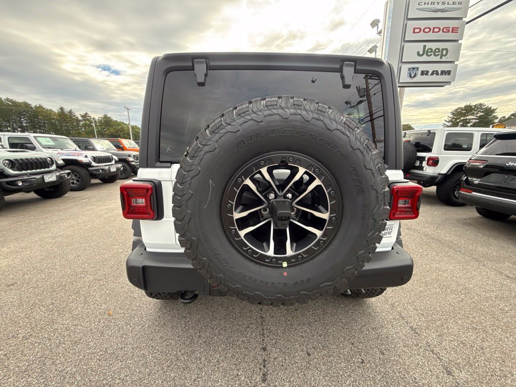 New 2027 Jeep Wrangler Unlimited Rubicon 392 AWD/4WD image 4