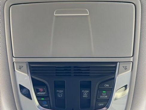 Used 2025 Acura RDX SH-AWD w/ Advance Package image 20