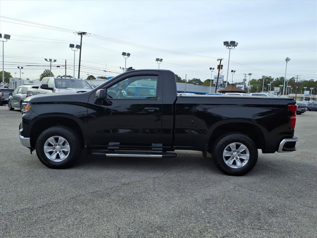 Used 2026 Chevrolet Silverado 1500 W/T AWD/4WD image 7