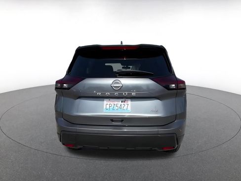 Used 2025 Nissan Rogue SV AWD/4WD image 12