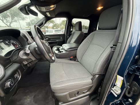 Used 2024 RAM 2500 Big Horn w/ Night Edition image 27