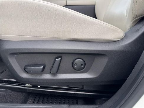 Certified 2023 Nissan Rogue SL w/ SL Premium Package FWD image 15