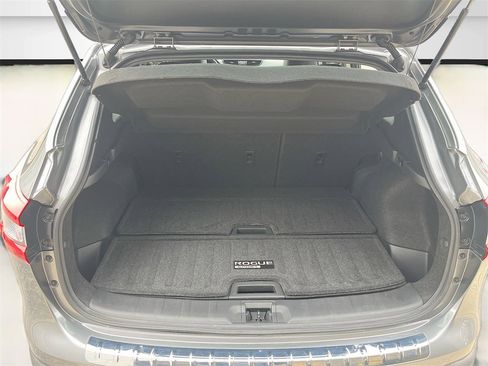 Used 2020 Nissan Rogue Sport SL w/ Premium Package image 27