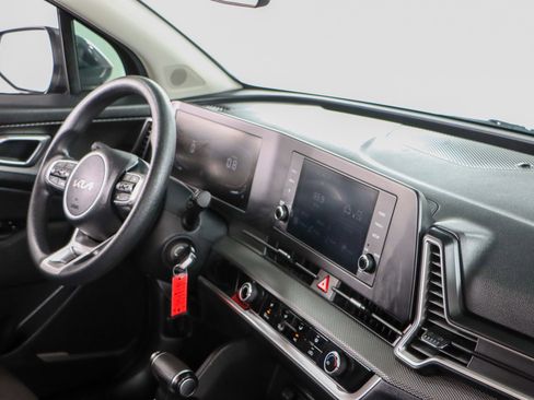 Used 2023 Kia Sportage LX FWD image 25