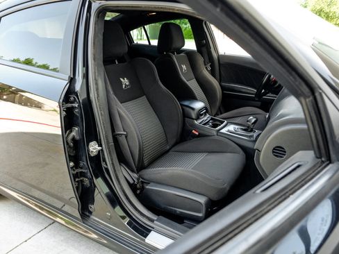 Used 2020 Dodge Charger Scat Pack RWD image 38