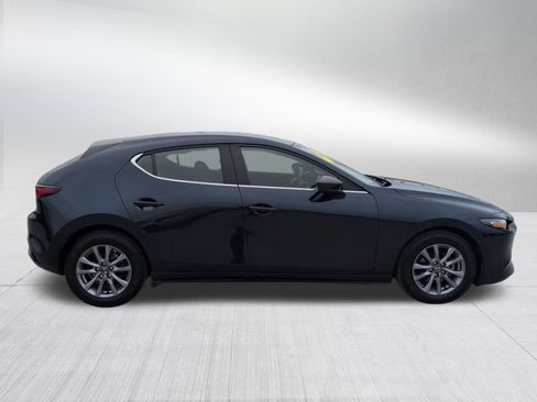 Used 2022 MAZDA MAZDA3 s image 7