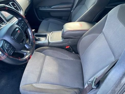Used 2015 Dodge Charger SE w/ Popular Equipment Group RWD image 29