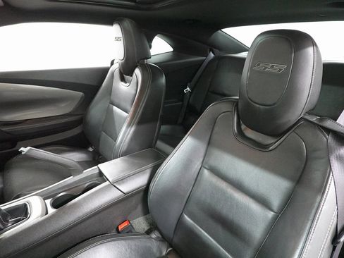 Used 2014 Chevrolet Camaro SS w/ RS Package image 10