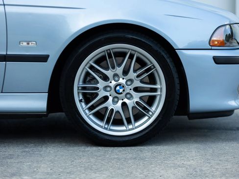 Used 2001 BMW M5 RWD image 15