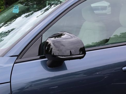 New 2026 Volvo XC40 B5 Ultra w/ Protection Package Premier image 11