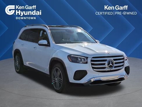 Used 2024 Mercedes-Benz GLS 450 4MATIC image 1