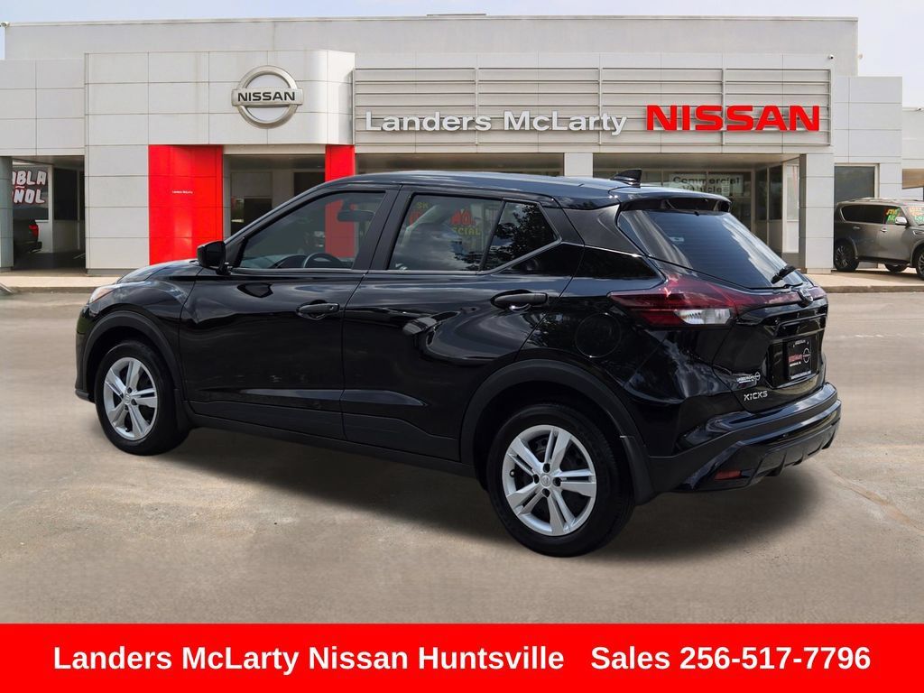 Used 2025 Nissan Kicks Play S FWD image 6