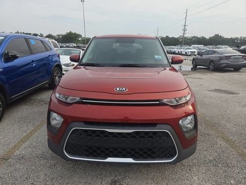 Used 2020 Kia Soul LX FWD image 3
