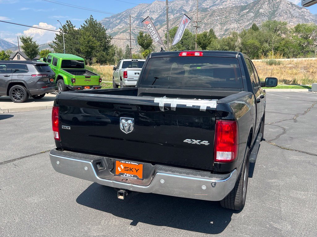 Used 2022 RAM 1500 Classic SLT w/ Electronics Convenience Group AWD/4WD image 9