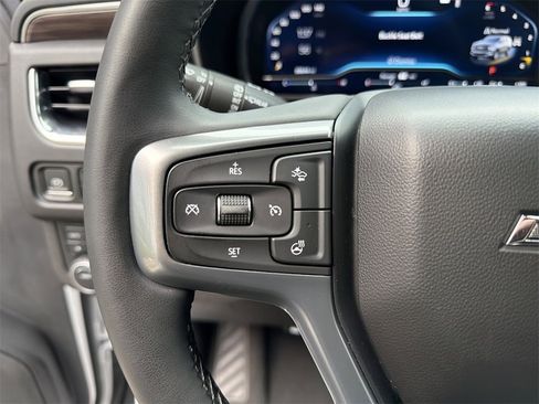 Used 2023 Chevrolet Tahoe Z71 w/ Luxury Package image 25