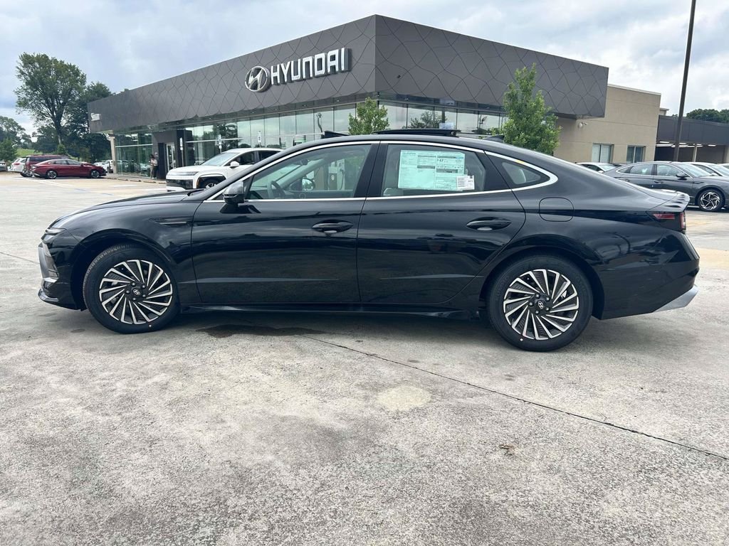 New 2026 Hyundai Sonata Limited FWD image 6