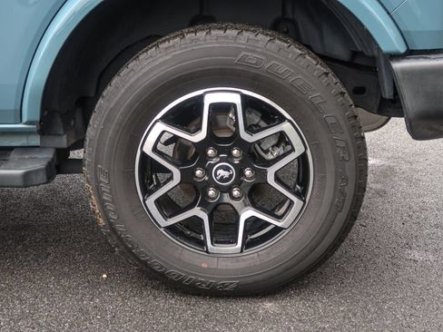 Used 2023 Ford Bronco Outer Banks AWD/4WD image 12