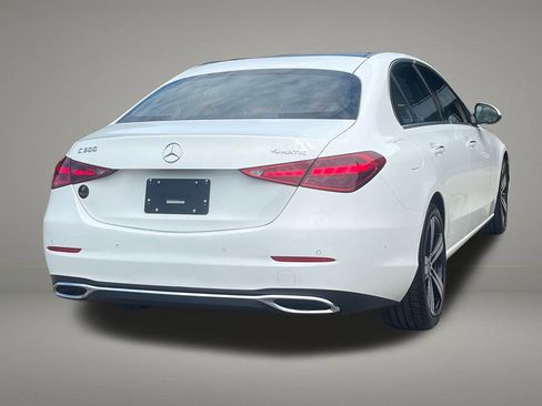 Used 2025 Mercedes-Benz C 300 4MATIC Sedan image 5