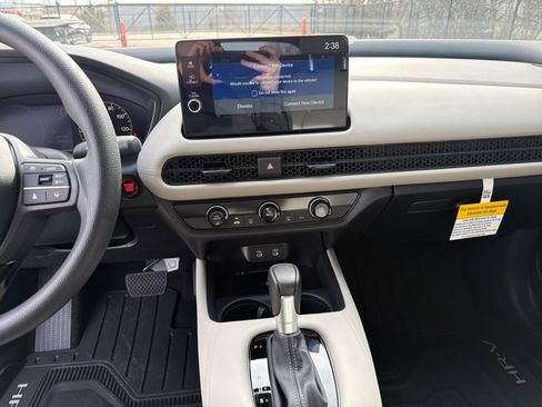New 2026 Honda HR-V LX image 17