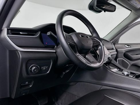 Used 2022 Jeep Grand Cherokee L Limited image 37