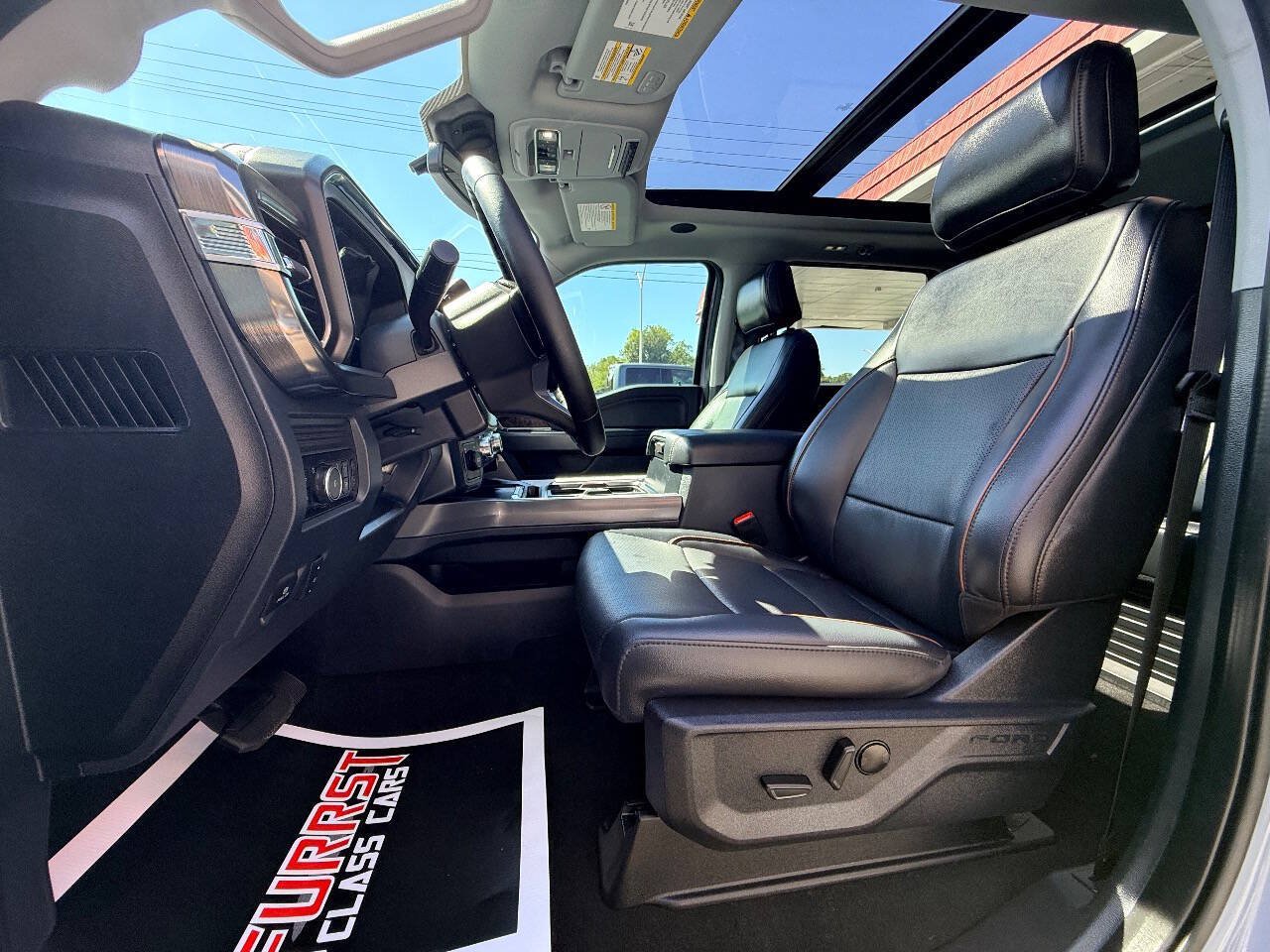 Used 2025 Ford F350 Lariat w/ Lariat Ultimate Package AWD/4WD image 25