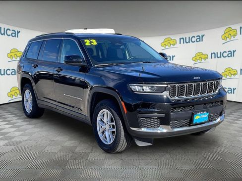 Used 2023 Jeep Grand Cherokee L Laredo image 1