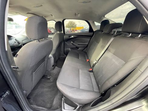 Used 2015 Ford Focus SE w/ SE Ecoboost Package image 10