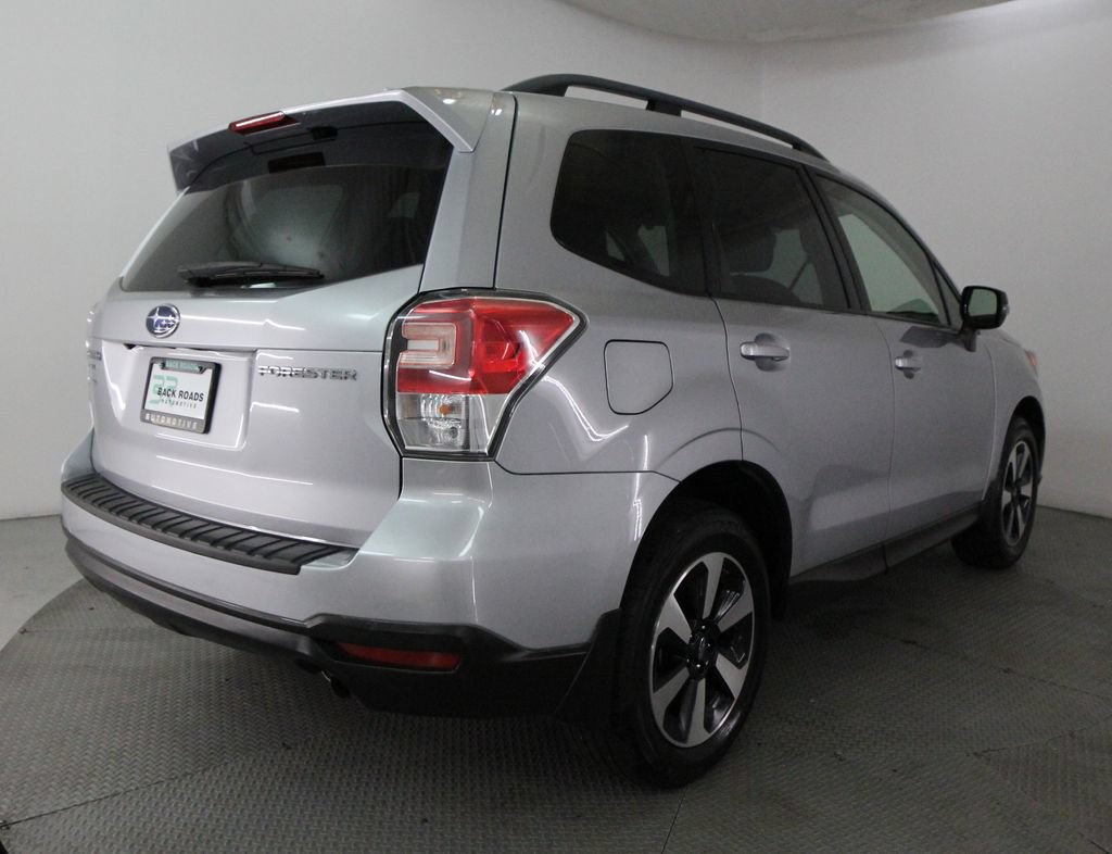 Used 2018 Subaru Forester 2.5i Premium AWD/4WD image 9