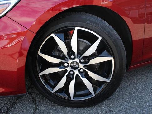 Used 2023 Chevrolet Malibu RS FWD image 9