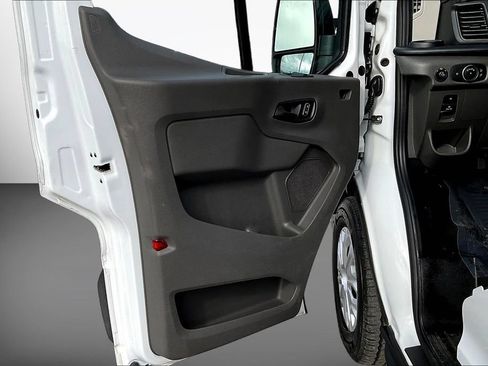 Used 2024 Ford Transit 350 XLT RWD image 18