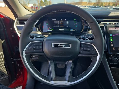 Used 2023 Jeep Grand Cherokee 4WD 4xe w/ MOPAR Finishing Package image 12