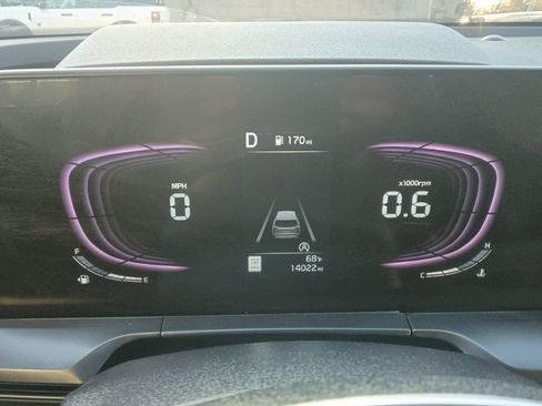 Used 2025 Kia Telluride S FWD image 2