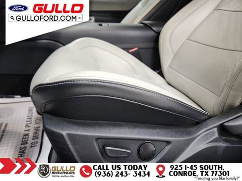 Used 2024 Ford Mustang Premium image 18