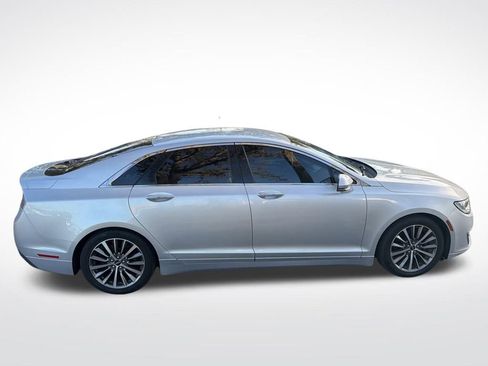 Used 2017 Lincoln MKZ Premiere image 4