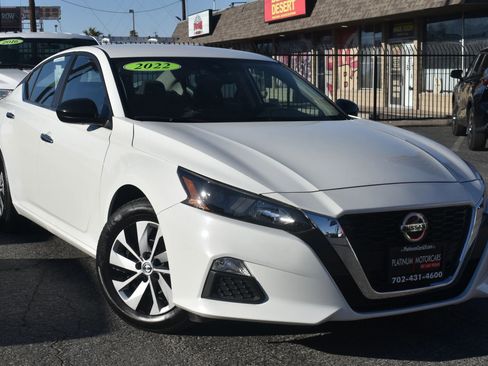 Used 2022 Nissan Altima 2.5 S FWD image 1