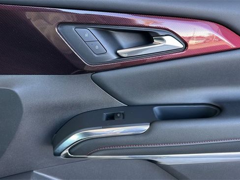 New 2026 Chevrolet Traverse Z71 image 24