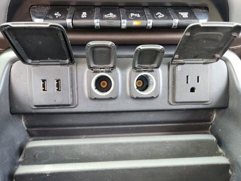 Used 2016 GMC Sierra 2500 SLT w/ Duramax Plus Package image 25