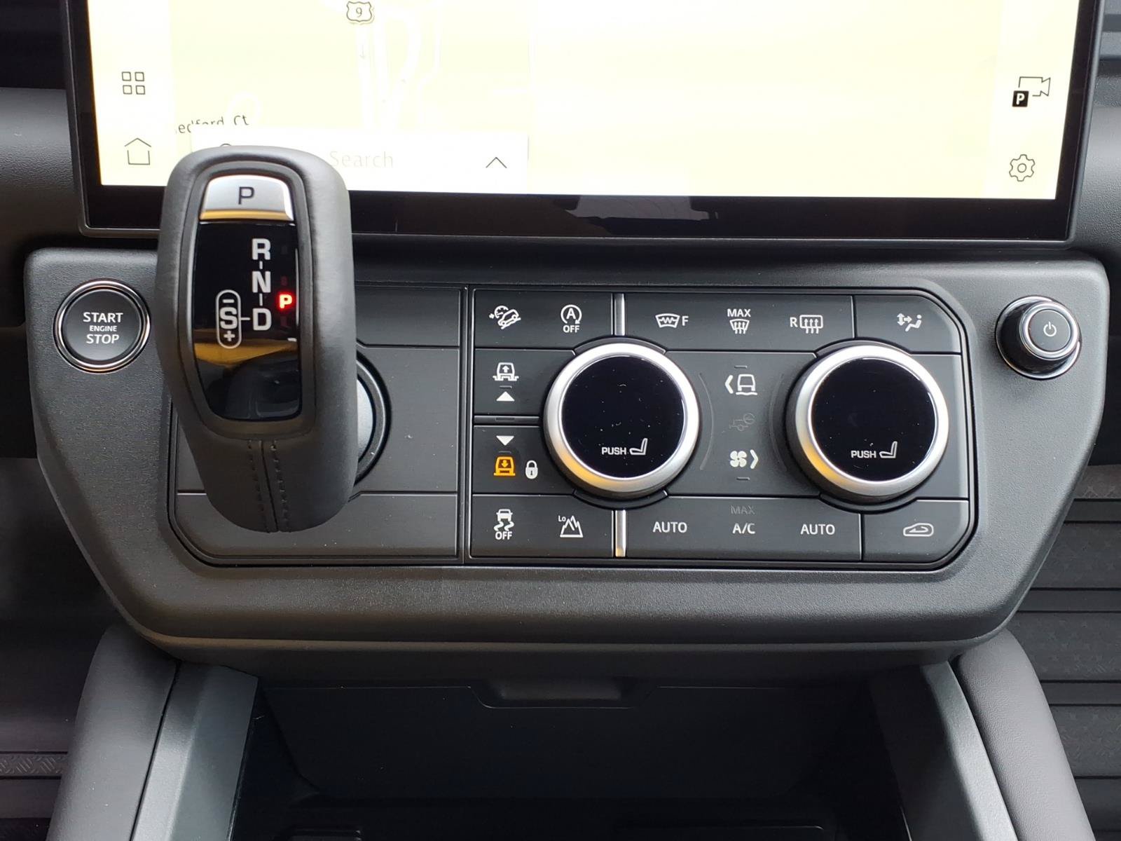 New 2026 Land Rover Defender 110 X-Dynamic SE AWD/4WD image 13