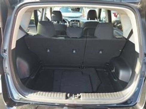 Used 2025 Kia Soul LX w/ LX Technology Package FWD image 5