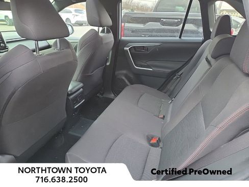 Used 2021 Toyota RAV4 SE w/ Weather & Moonroof Package image 14