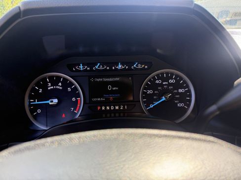Used 2019 Ford F250 XLT w/ XLT Premium Package AWD/4WD image 29