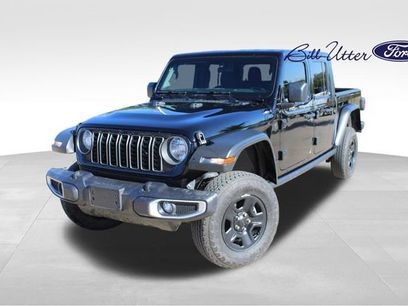 Used 2025 Jeep Gladiator Sport