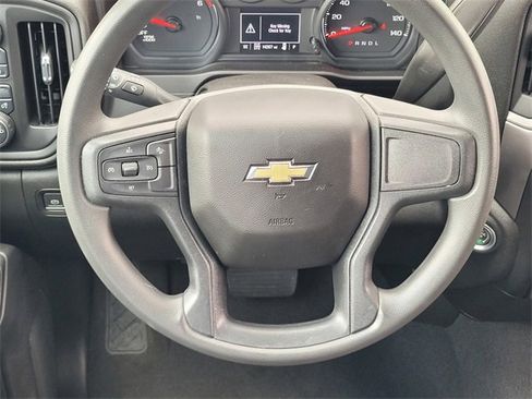 Used 2024 Chevrolet Silverado 1500 Custom image 15