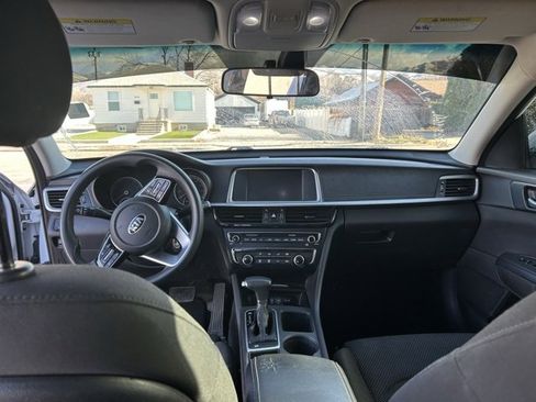 Used 2019 Kia Optima LX image 6