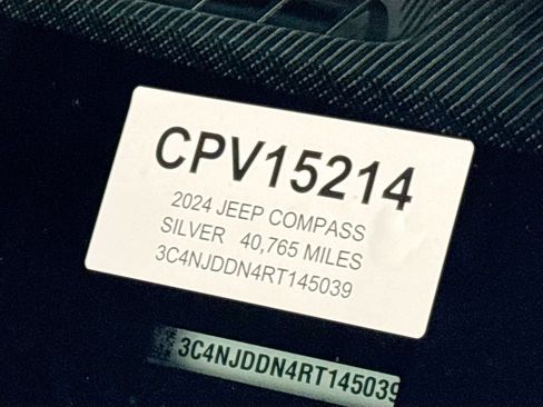 Used 2024 Jeep Compass Trailhawk AWD/4WD image 24