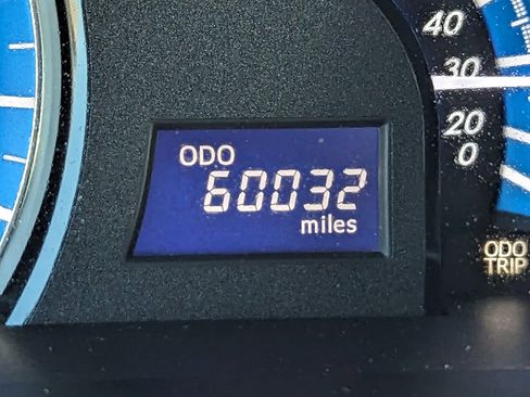 Used 2013 Toyota Camry XLE image 18