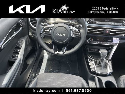 Used 2023 Kia Seltos Nightfall Edition image 12