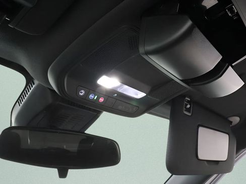 New 2026 Chevrolet Equinox LT FWD image 16