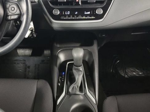 Used 2025 Toyota Corolla LE FWD image 19