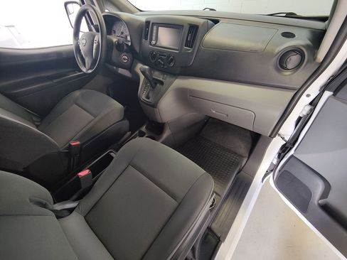 Used 2021 Nissan NV200 S image 13